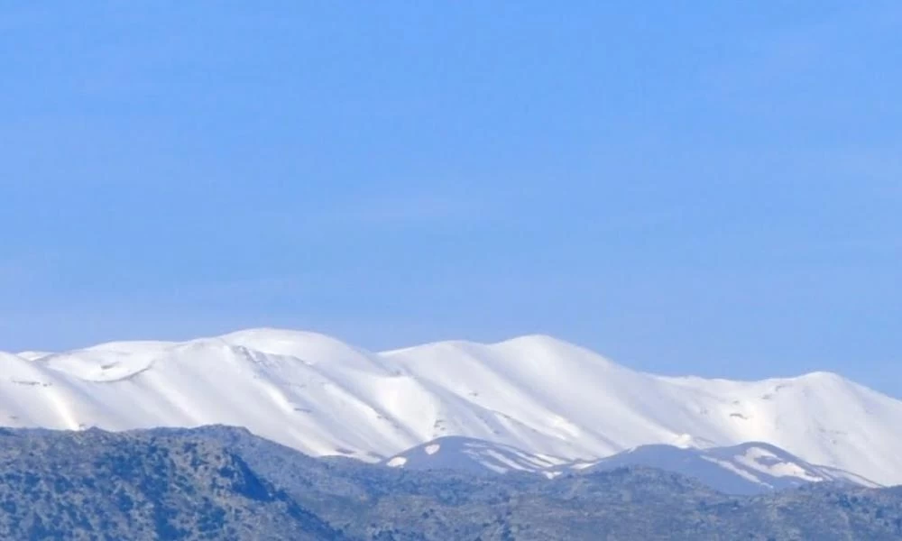 Ήρθαν τα πρώτα χιόνια: Άσπρισε ο Ψηλορείτης